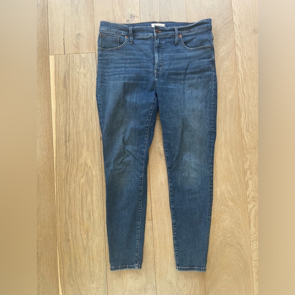 Madewell 9 inch mid rise skinny jeans - size 32